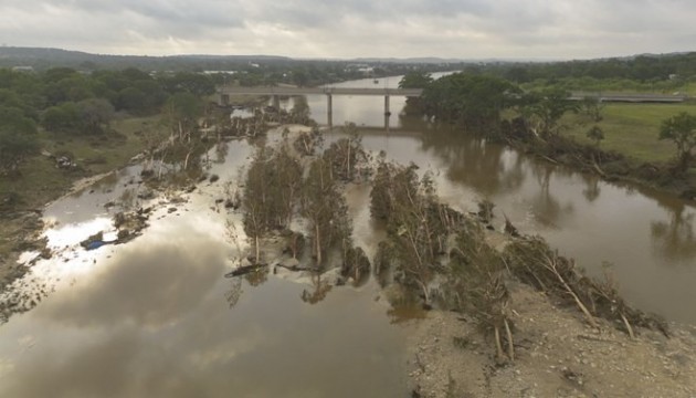Teksas'ta sel felaketinde ölenlerin sayısı 91'e çıktı