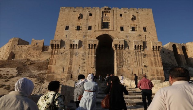 Halep Kalesi ziyarete açıldı