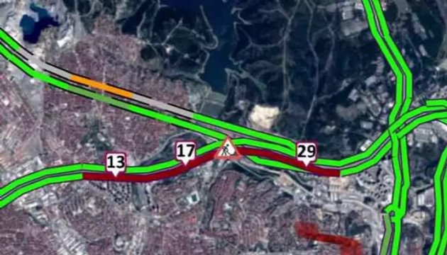 İstanbul'da o noktası yoğun trafik