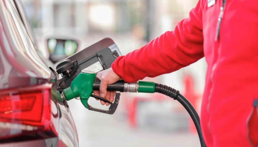 Motorine zam geliyor! İstanbul, Ankara ve İzmir'de akaryakıt fiyatları belli oldu