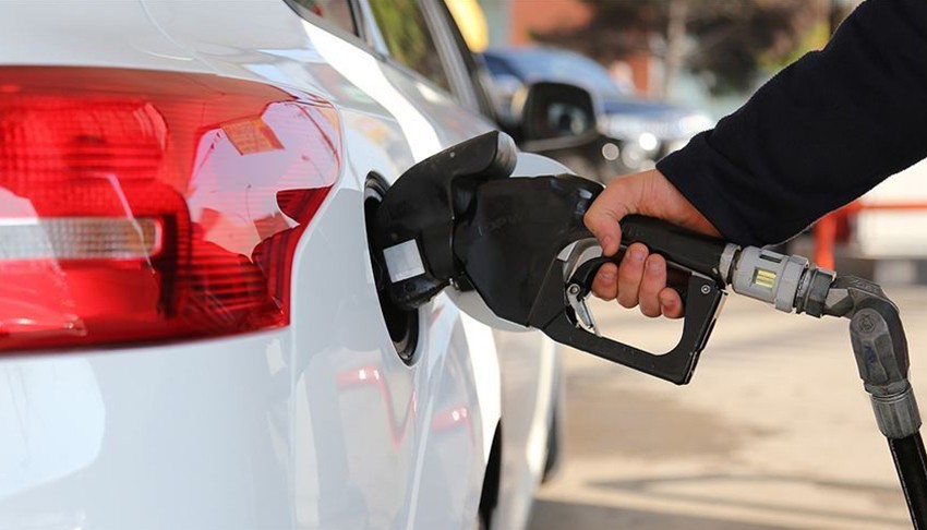 Petrol düştü, akaryakıta indirim beklentisi