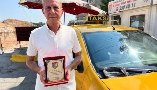 45 yıllık şoför hiç ceza yemedi
