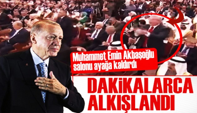AK Parti Grup Başkanvekili Muhammet Emin Akbaşoğlu salonu ayağa kaldırdı! Erdoğan dakikalarca ayakta alkışlandı