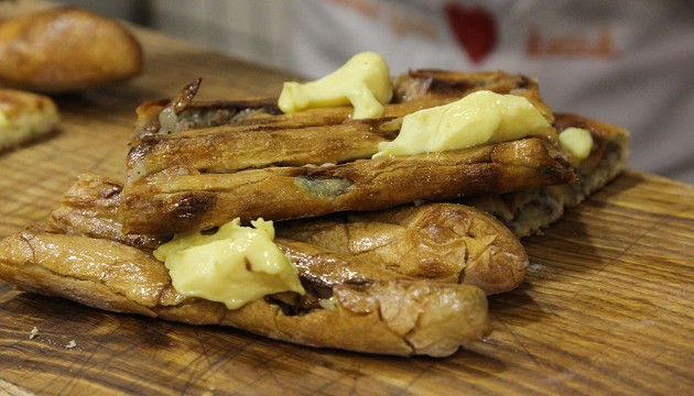 Bakanlıktan kaşarlı pide kararı