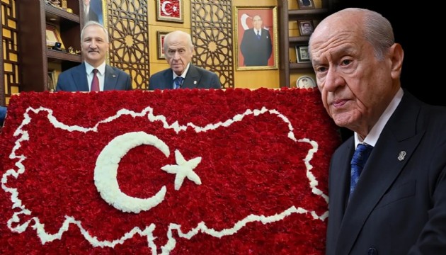 Bahçeli'ye hediye: Emanet yerini buldu