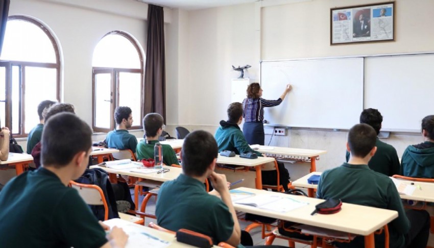 Okullarda yeni dönem: Veliler de sınıfta olacak