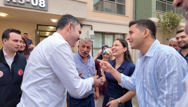 Bakan Kurum düğün evinde