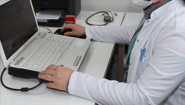 Kemoterapiye bağlı saç dökülmesini önleyebilecek tedavi yöntemi geliştirildi