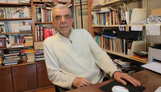 Ünlü yönetmen Ali Özgentürk hayatını kaybetti