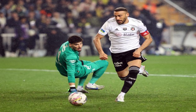 Altay Bayındır, Beşiktaş'tan çok çekti