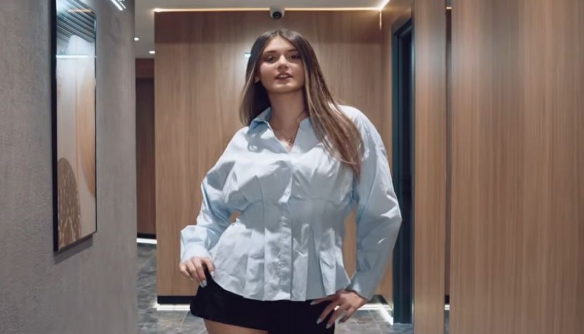 Duru Mine'den müzik dünyasına güçlü giriş: Filmlerdeki Gibi!