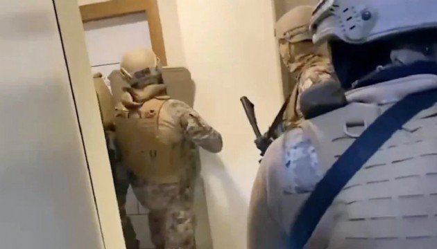 Dolandırıcılık çetesine operasyon