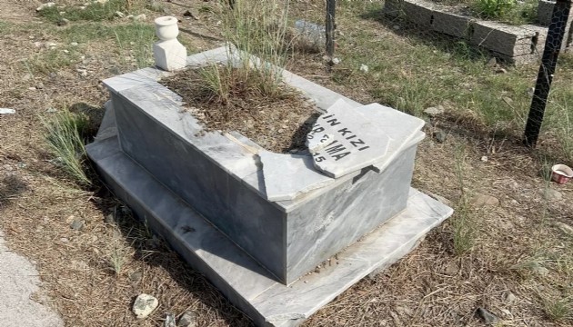 Hatay'da mezarlara kimin zarar verdiği ortaya çıktı