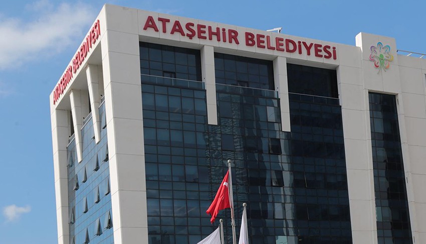 İstanbul'da siyasi dengeler değişti! Ataşehir AK Parti'ye geçti, Eyüpsultan CHP'de kaldı