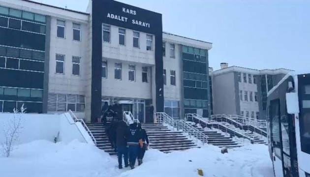 Kars'ta düzenlenen fuhuş operasyonunda 12 zanlı tutuklandı