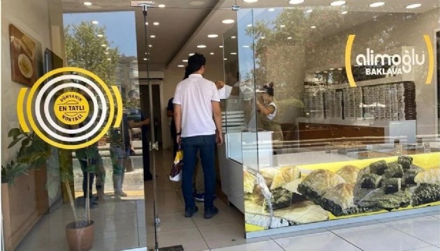 Baklavacıda fare görüntülendi