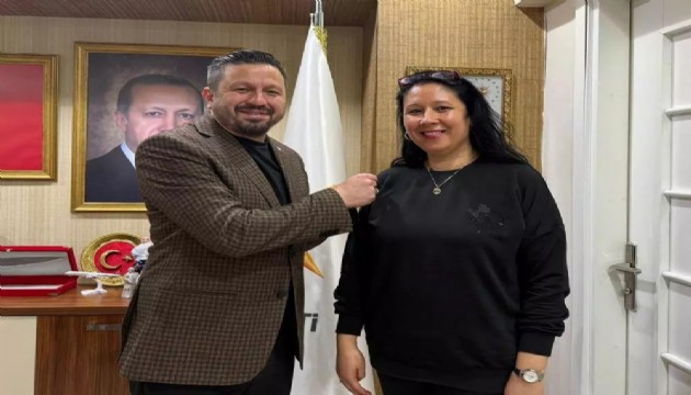 CHP'de istifa! AK Parti'ye katıldılar