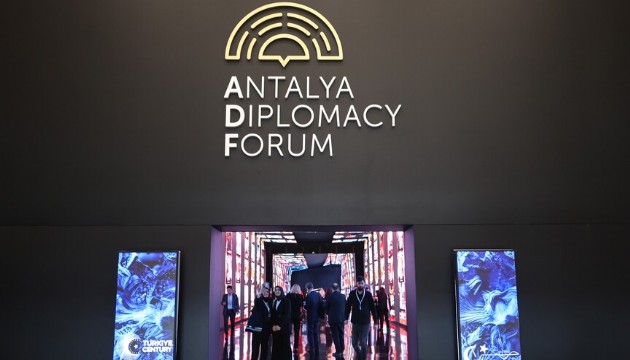Diplomasinin kalbi Antalya'da atacak