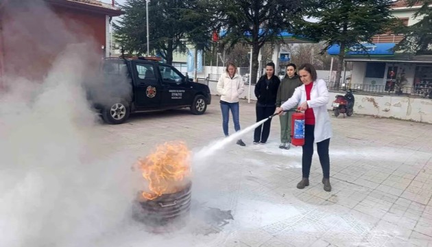 Aile sağlık merkezlerinde yangın eğitimi verildi