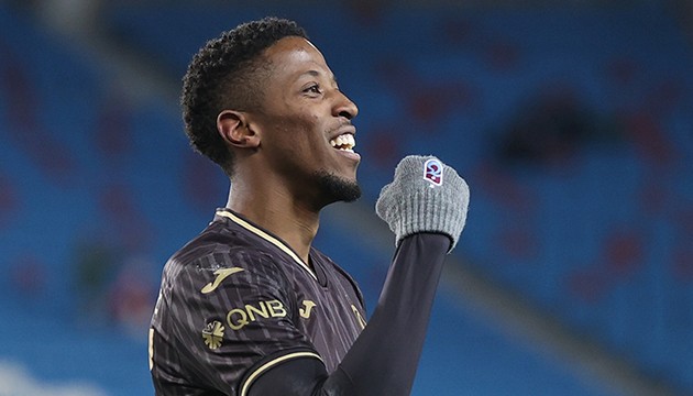 Trabzon'da gol yükünü Banza çekiyor