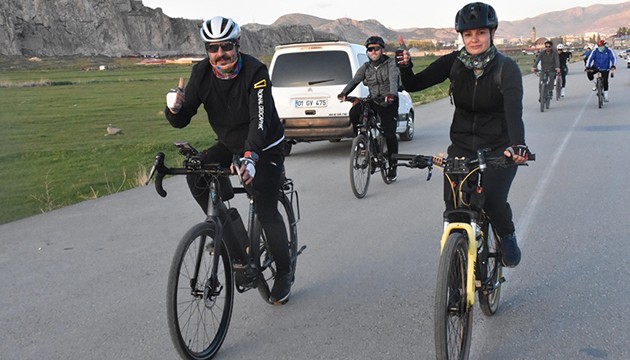 Öğretmenler sağlıklı yaşam için pedal çeviriyor