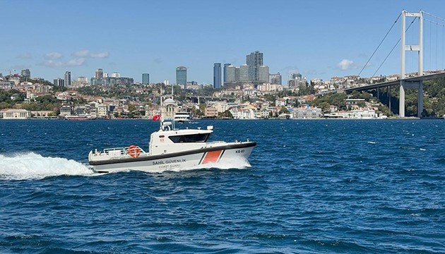 Boğaz'daki yarışa katılan yüzücü kayboldu