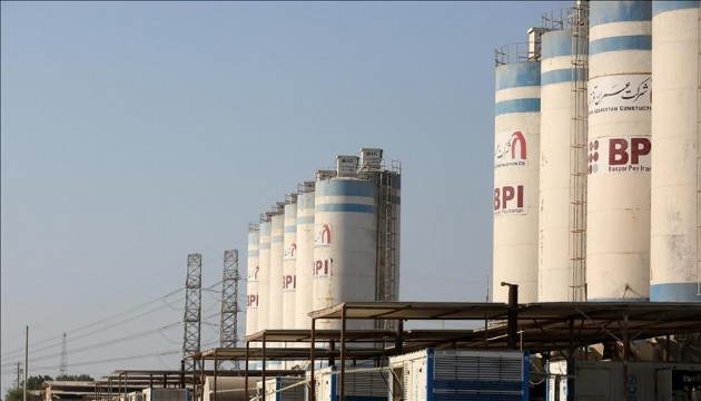 İran Nükleer tesis yakınlarına füze isabet ettiğini açıkladı