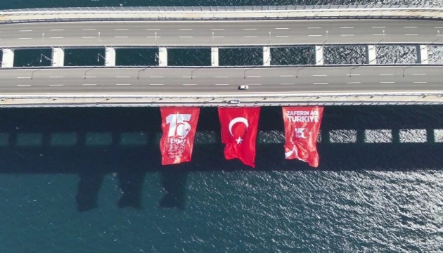 Çanakkale Köprüsü'ne Türk bayrağı asıldı