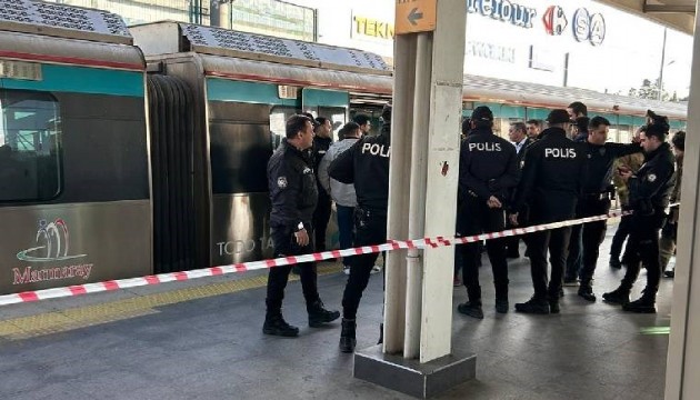 Marmaray'da intihar girişimi!