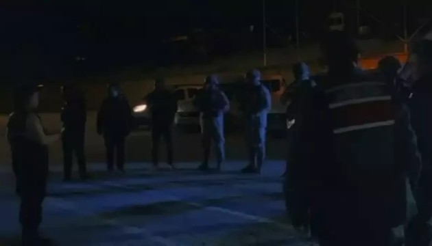 Bakan duyurdu: FETÖ'ye darbe