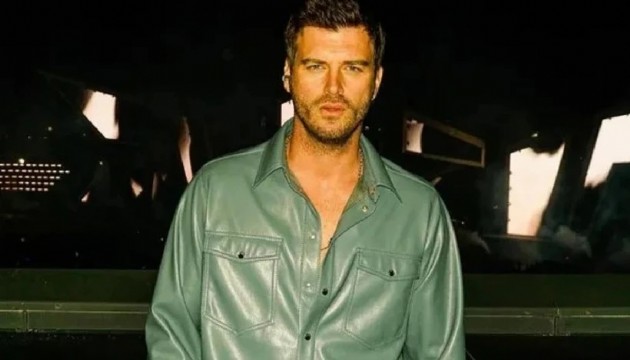 Kıvanç Tatlıtuğ'dan gençlere destek