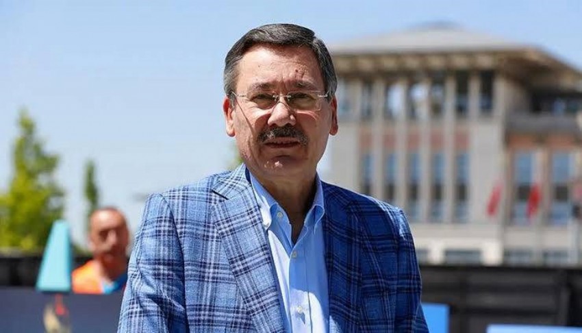 Melih Gökçek: Kendimi Türk adaletine teslim ediyorum