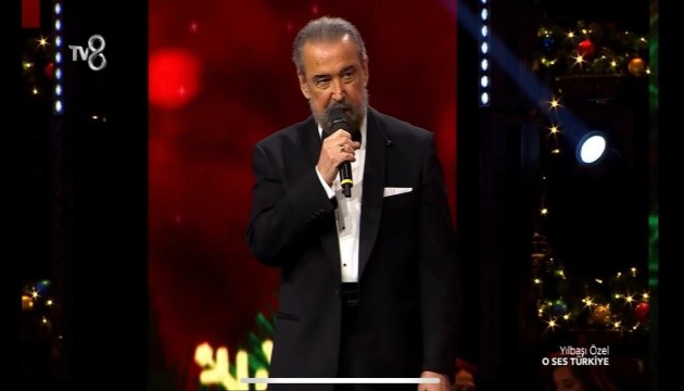 Cihan Ünal'dan yılbaşına damga vuran mesaj