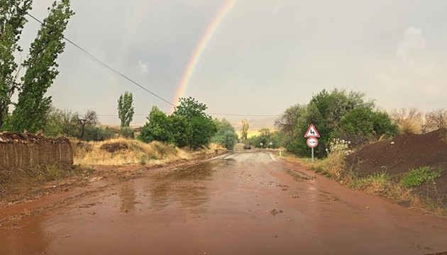 Çorum'da dereler taştı