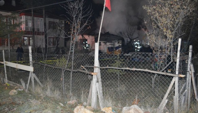 Çubuk'ta korkutan yangın