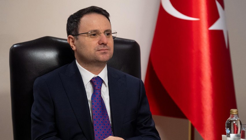 Vize randevularında büyük vurgun! Bakan Gürlek duyurdu: 49 şüpheliye operasyon