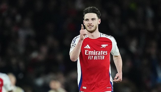 Declan Rice tarihe geçti