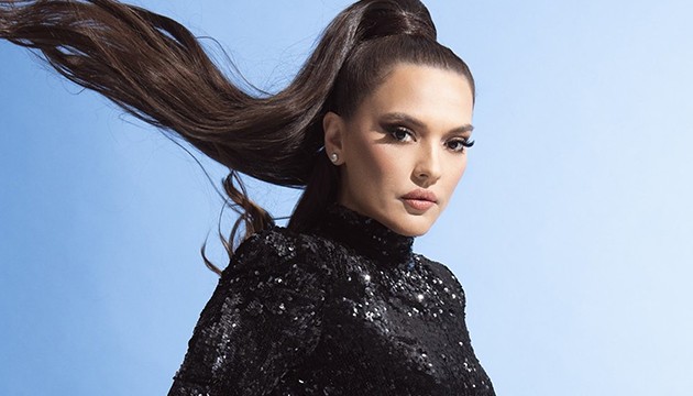 Demet Akalın'ın annesi kaza geçirdi