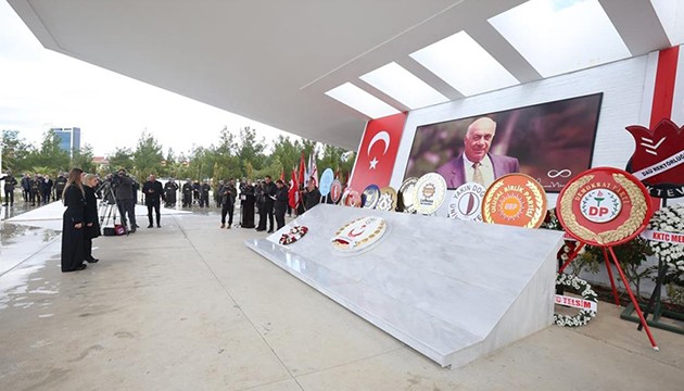 Rauf Denktaş Lefkoşa'da anıldı