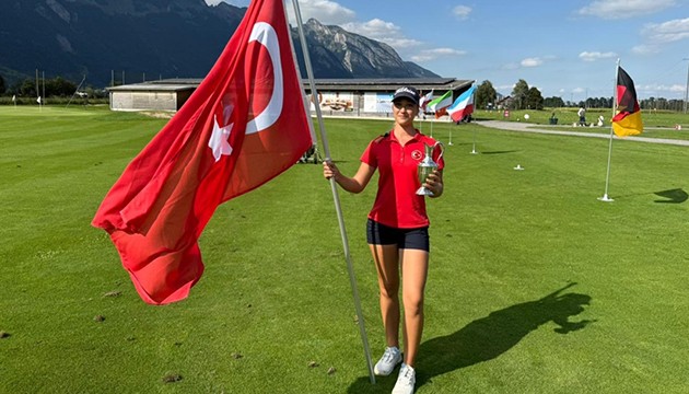 Golfte Deniz Sapmaz damgası!