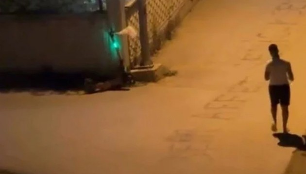 Sevgilisinden özür dilemek isterken mahalleyi ayağa kaldırdı