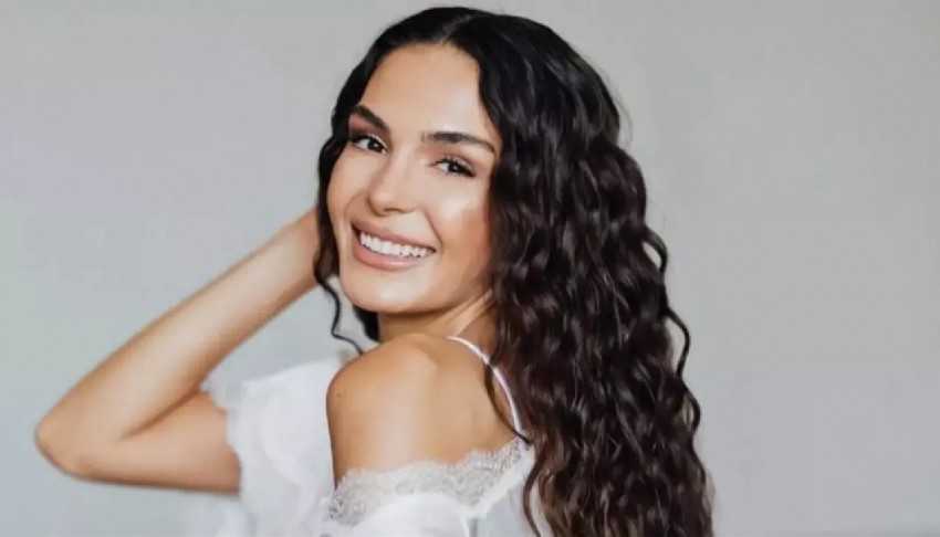 Ünlü oyuncu Ebru Şahin iddialı diziyle anlaşmaya vardı