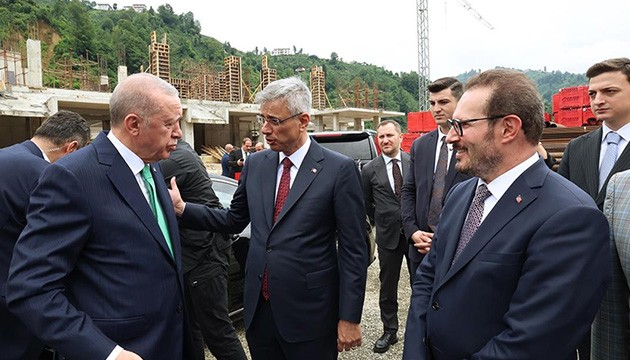 Erdoğan'dan Rize'de hastane ziyareti