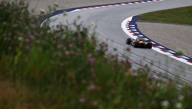 Formula 1'de pole Norris'in