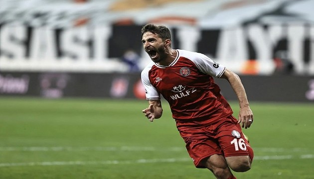 Beşiktaş'ın radarındaki Fabio Borini resmen açıkladı!