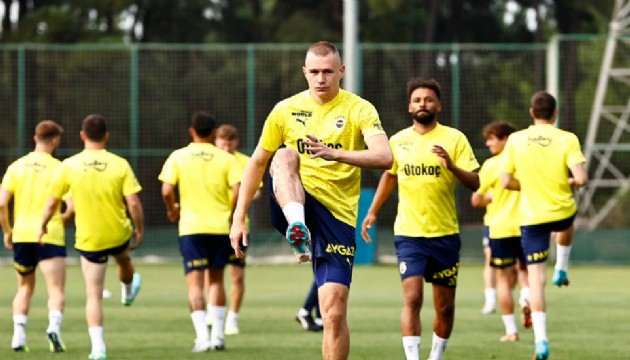 Fenerbahçe'nin Rusya kampı kadrosu belli oldu! 5 eksik var