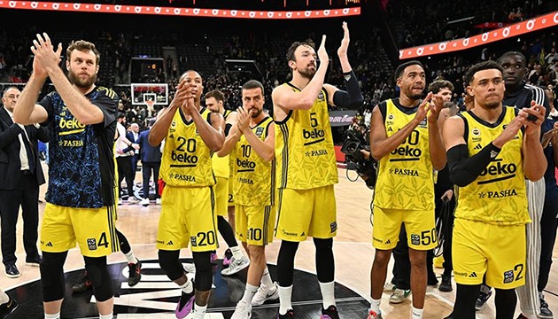 Fenerbahçe, Paris'i yendi