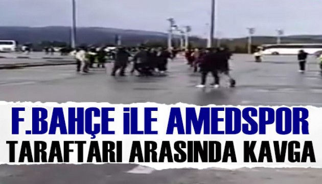 Fenerbahçe ile Amedspor taraftarları arasında kavga: Yaralılar var