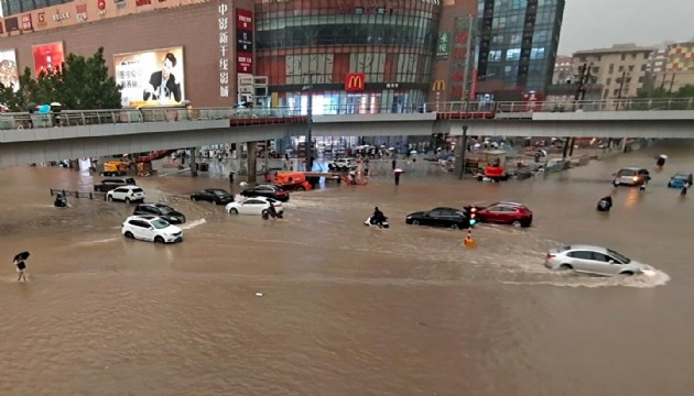 Çin'de sel felaketi: 15 ölü