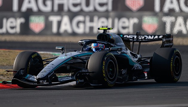 Çin'de kazanan Antonelli